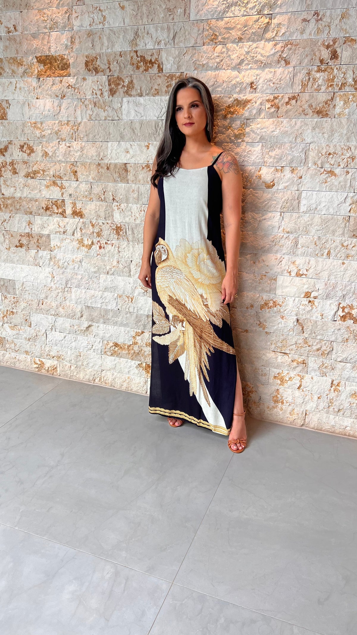 Vestido Longo Alcinha Arara Dourada ARTE- Estampado 5471