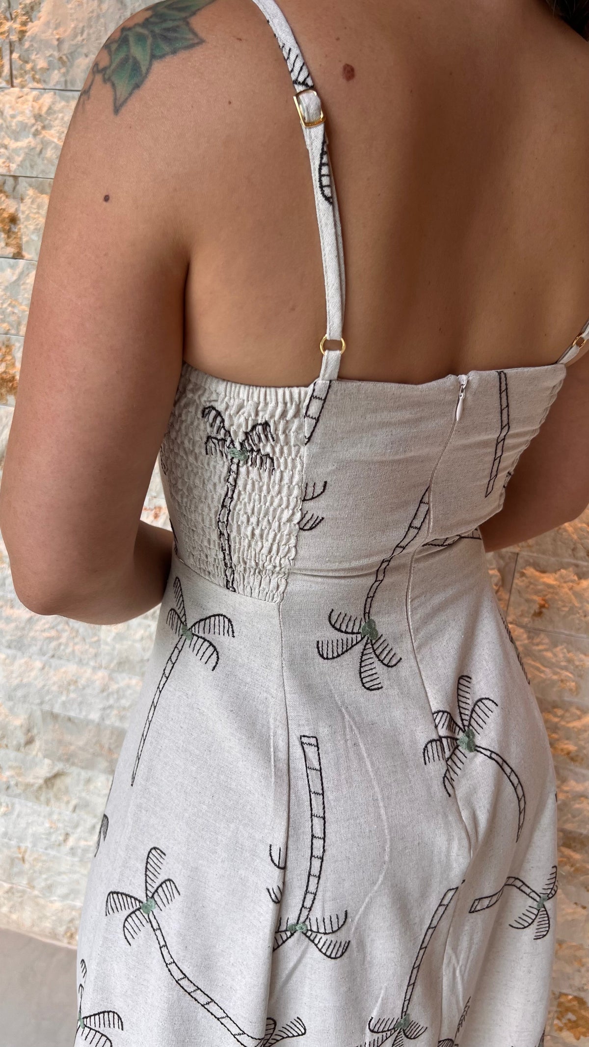 Vestido Midi Coqueiro Bordado- Nude 5425