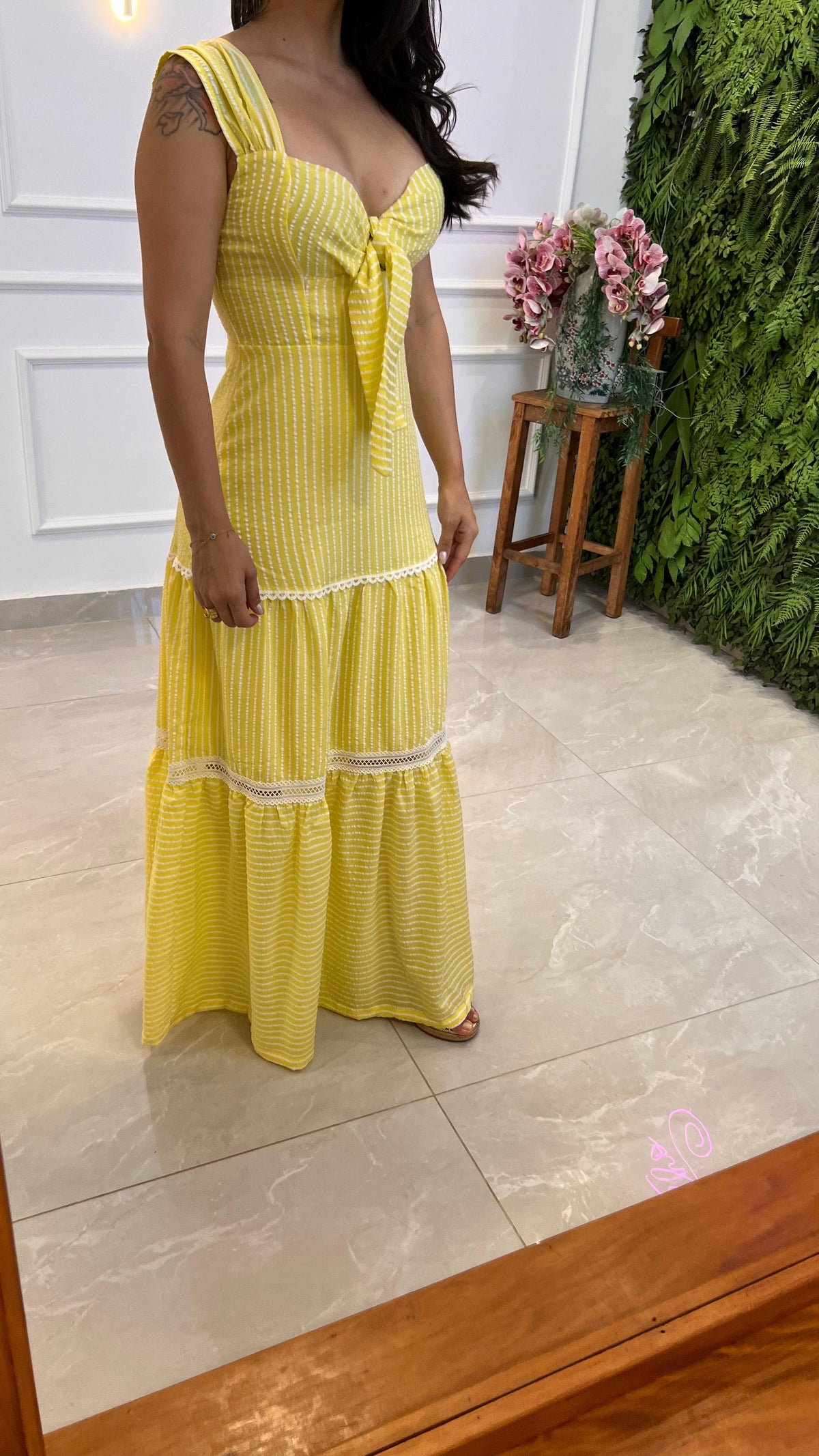 Vestido Longo Amarração Busto Nio- Liso Listras Liso Amarelo 4999