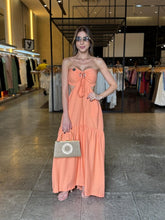 Vestido Longo Detalhe Amarração