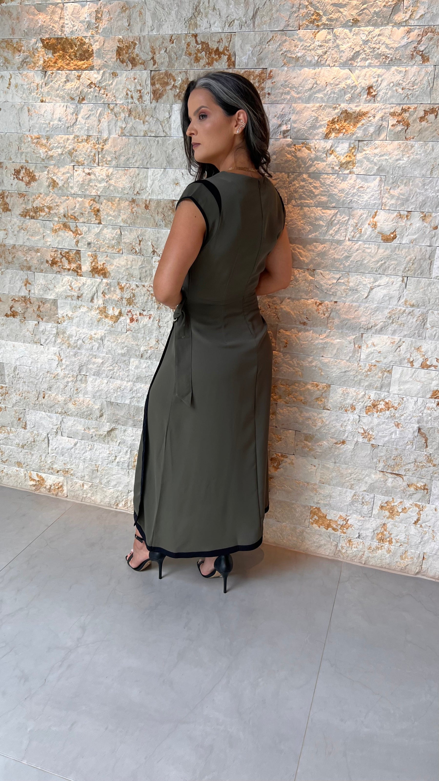 Vestido Midi com Fivela PIS - Verde Militar 5581