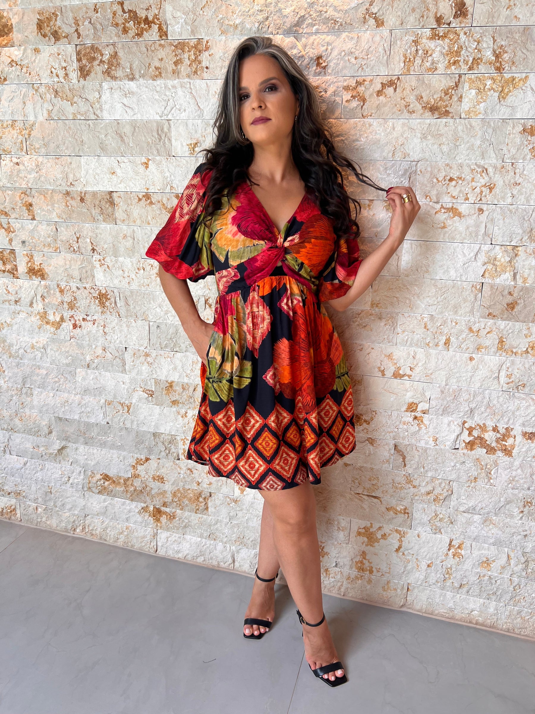 Vestido Curto Torção Busto ARTE- Estampado 5616