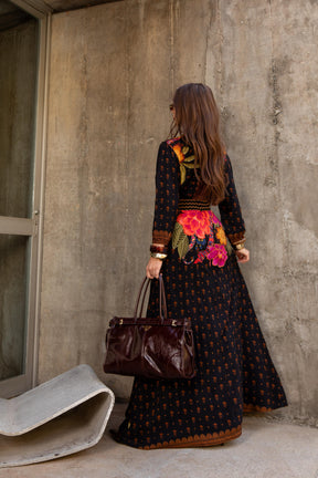 Vestido Longo Manga Flores Vivas ARTE- Estampado Preto 5719