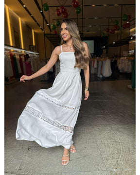 Vestido Longo Detalhe Bordado