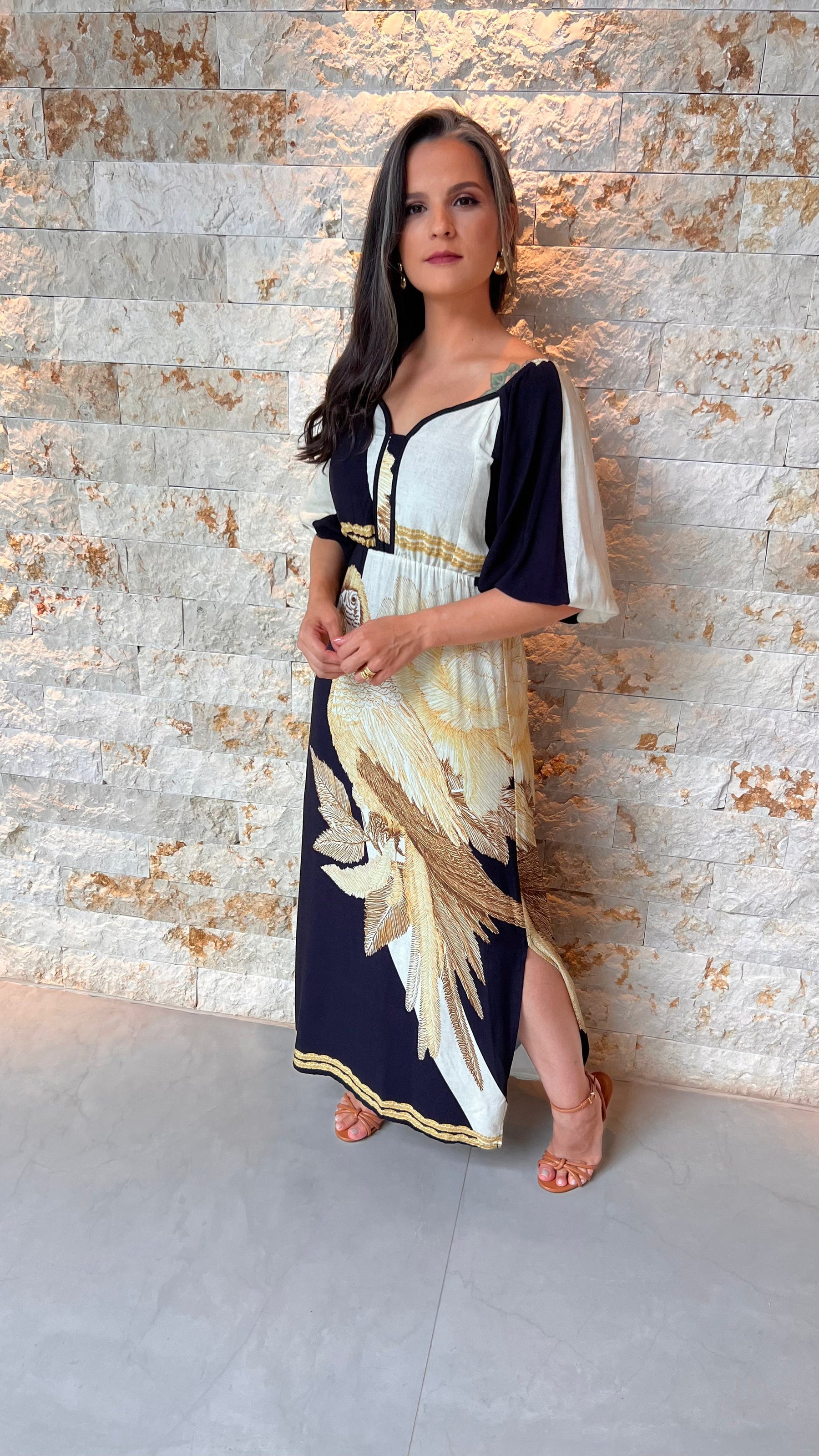 Vestido Longo Arara Dourada ARTE- Estampado 5470