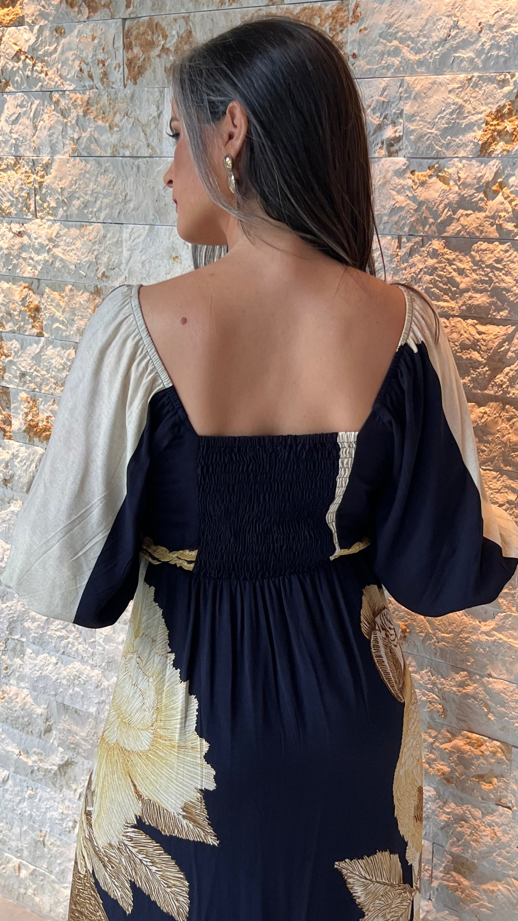 Vestido Longo Arara Dourada ARTE- Estampado 5470