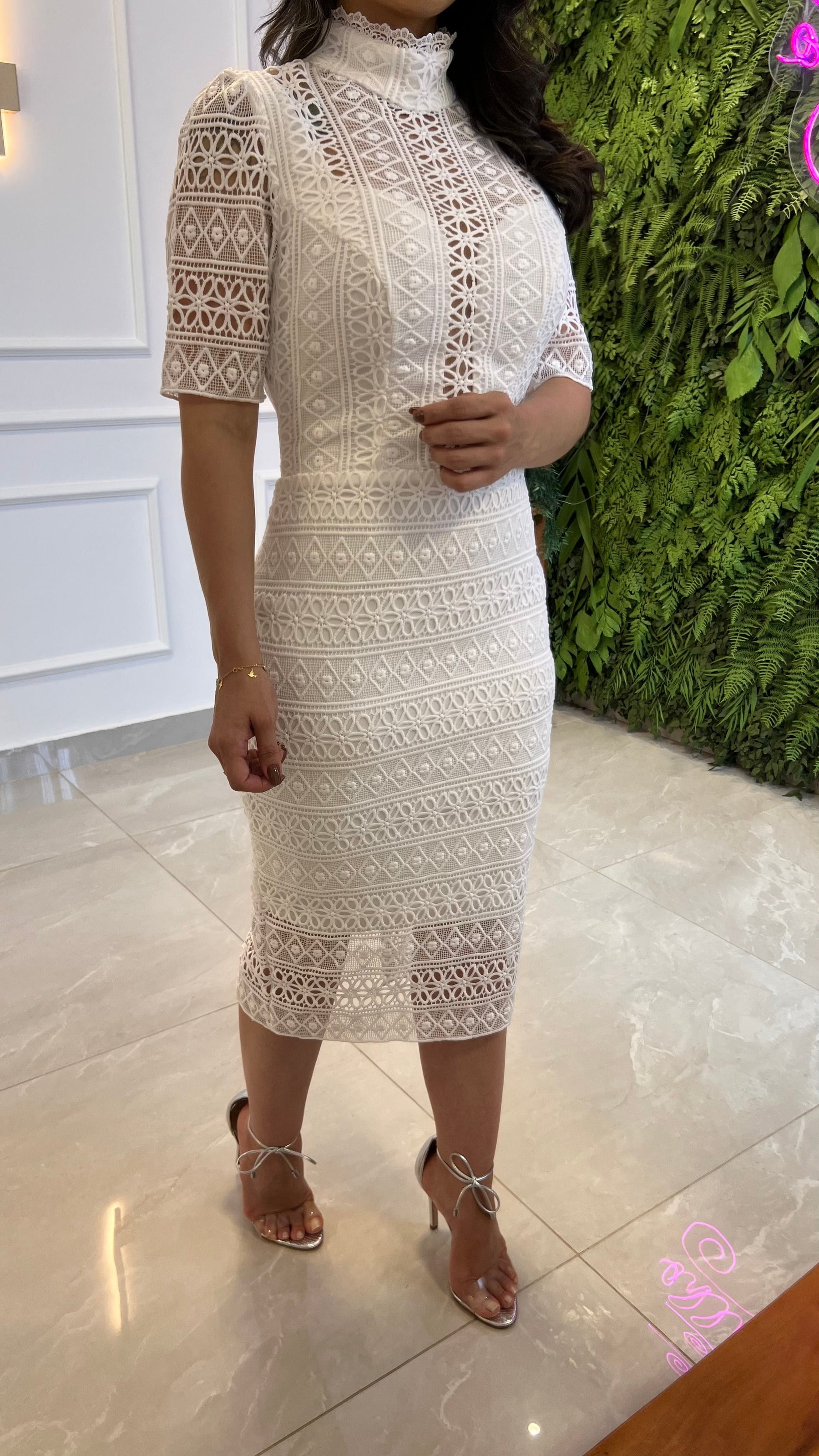 Vestido Midi Guipir Gola Alta-  Off/ Branco 4895