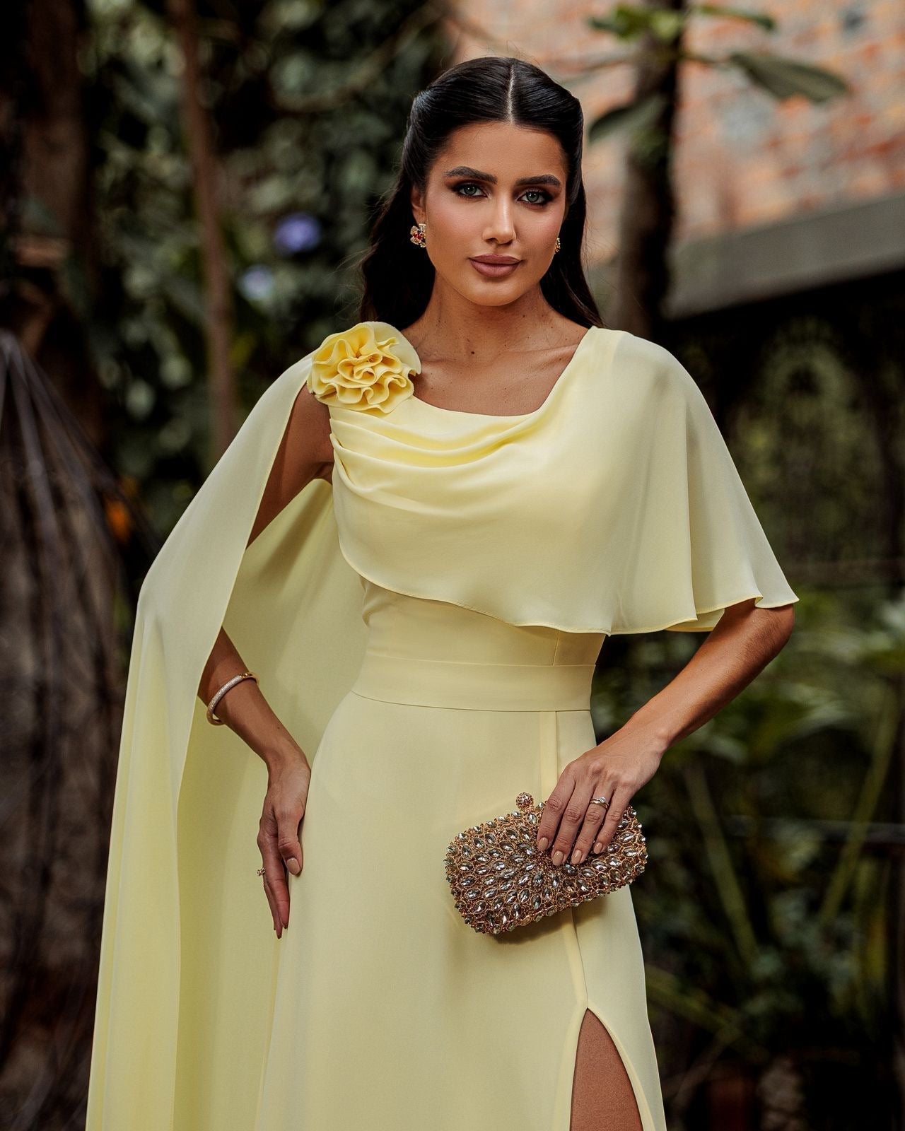 Vestido Longo Capa Flor PHI- 6032