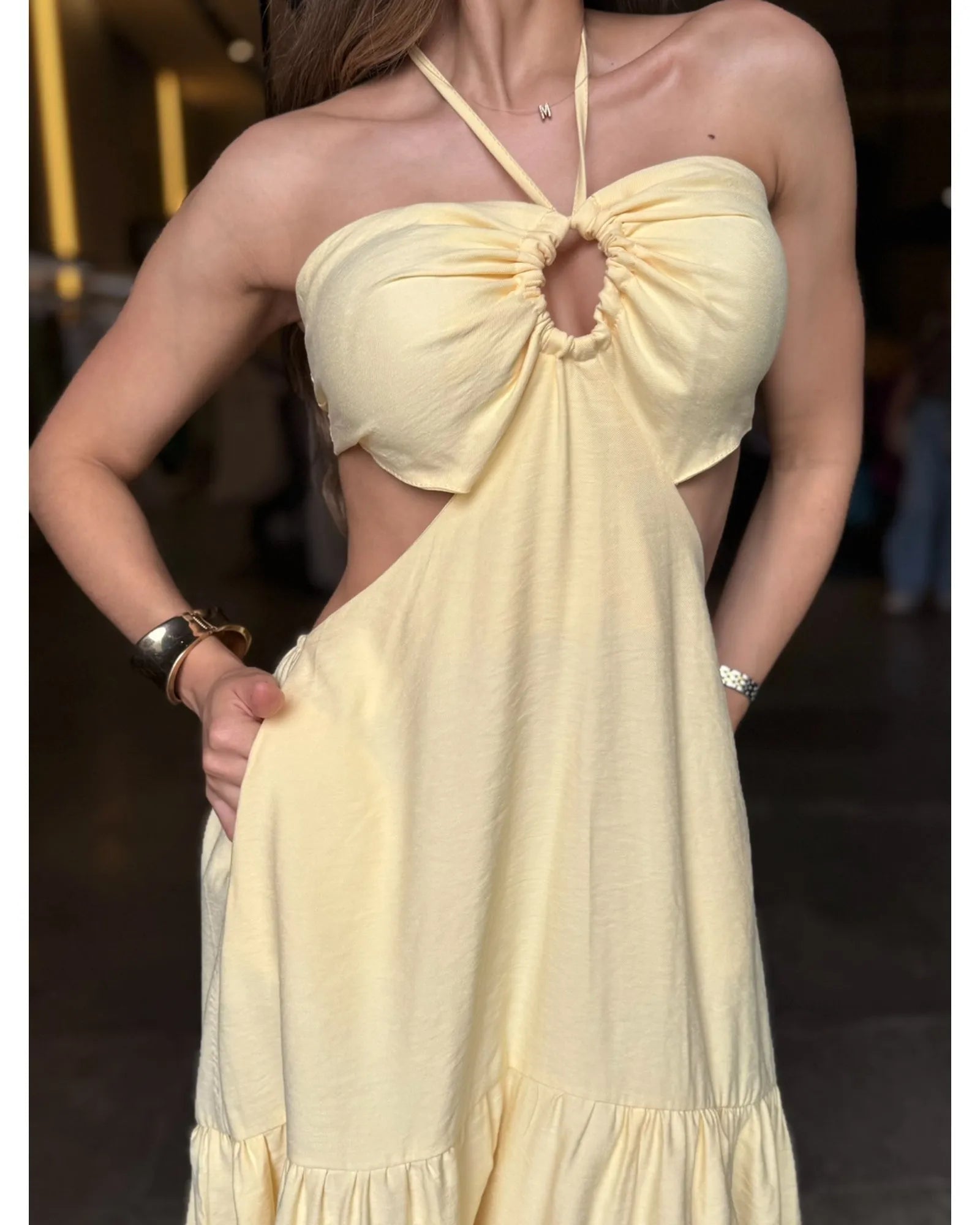 Vestido Longo Detalhe Amarração